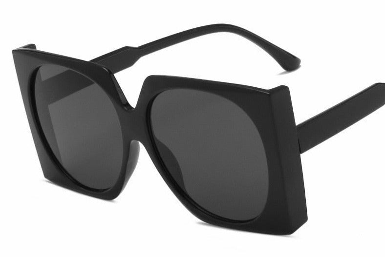 Women's Oversized Square 'Cielo ' Plastic Sunglasses