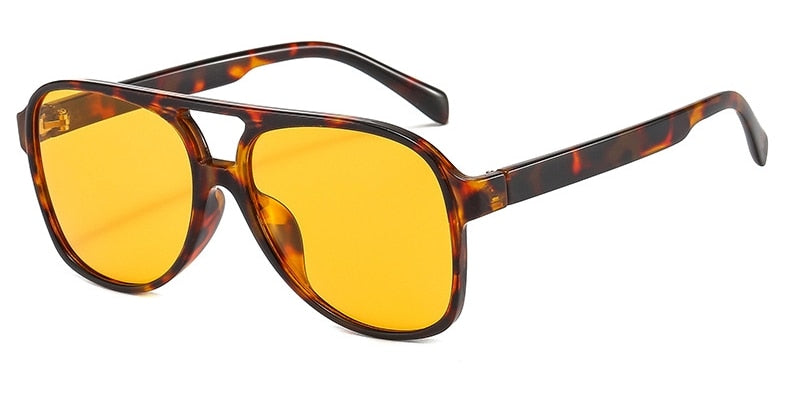 Women's Oversized Pilot 'The Stylish' Metal Sunglasses