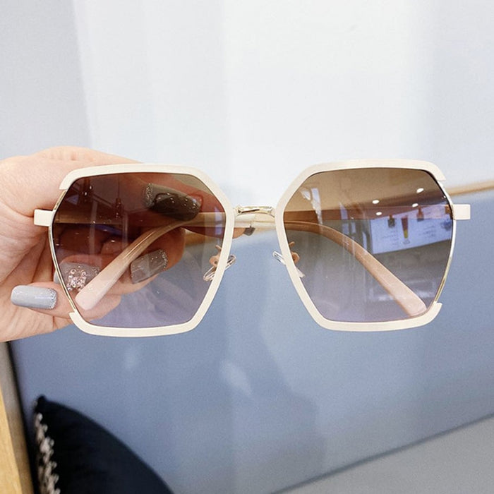 Women's Polygon 'Frances' Plastic Sunglasses