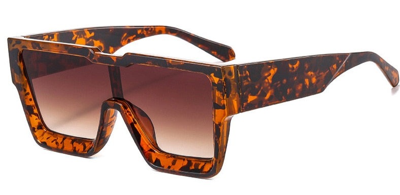 Women's Oversized Square 'Glory ' Plastic Sunglasses