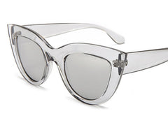 Women's Oversized Cat Eye ' Harper' Plastic Sunglasses