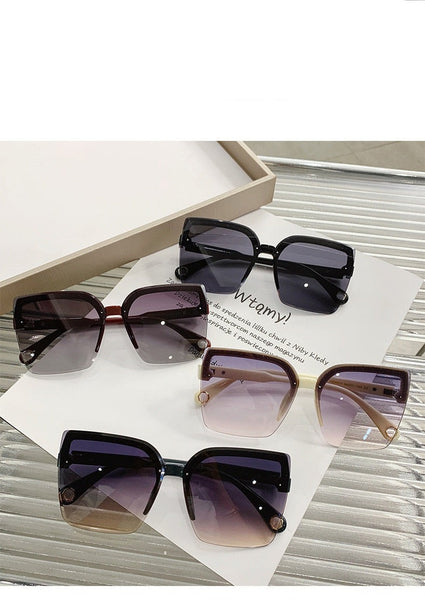 Women's Oversized Rimless Square 'Day Dream' Plastic Sunglasses