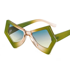 Women's Retro Cat Eye 'Diabolical' Plastic Sunglasses