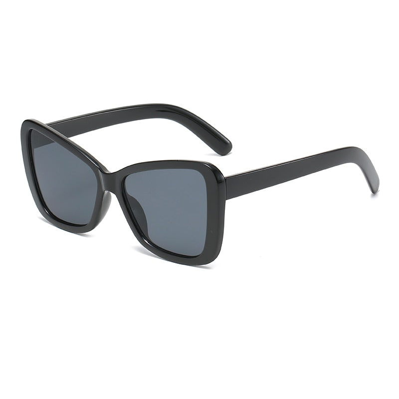 Women's Trendy Vintage Cat Eye 'Live the Fab' Plastic Sunglasses