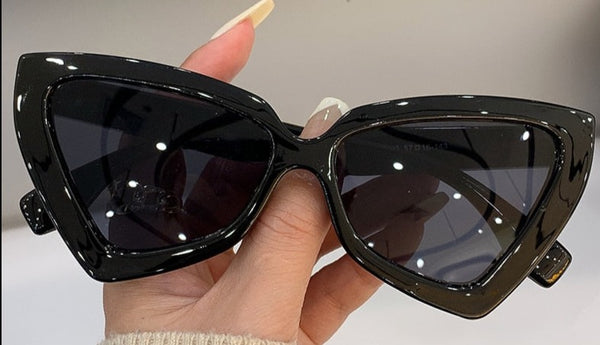 Women's Fashion Cat Eye 'Black Mocha' Plastic Sunglasses