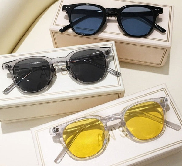 Women's Oversized Square 'Bellona' Plastic Sunglasses