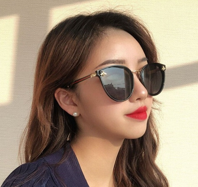 Women's Cat Eye 'Laluna' Plastic Sunglasses