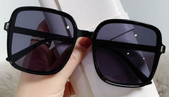 Women's Oversized Square 'Chasm ' Plastic Sunglasses