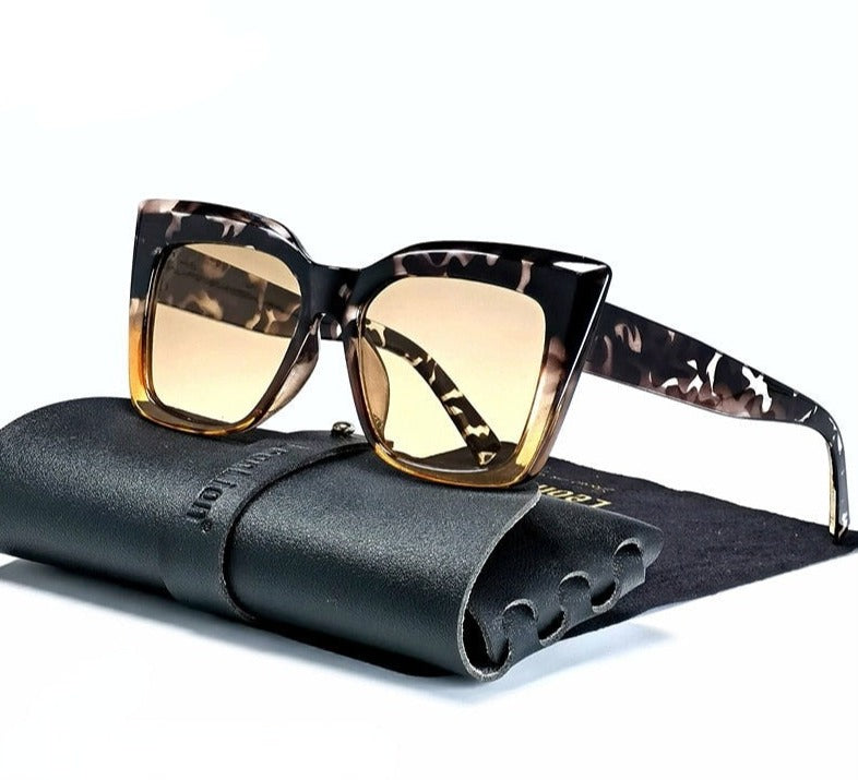 Women's Oversized Cat Eye 'Jane In the Jungle' Plastic Sunglasses