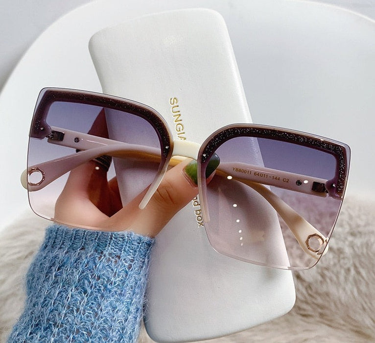 Women's Oversized Rimless Square 'Day Dream' Plastic Sunglasses