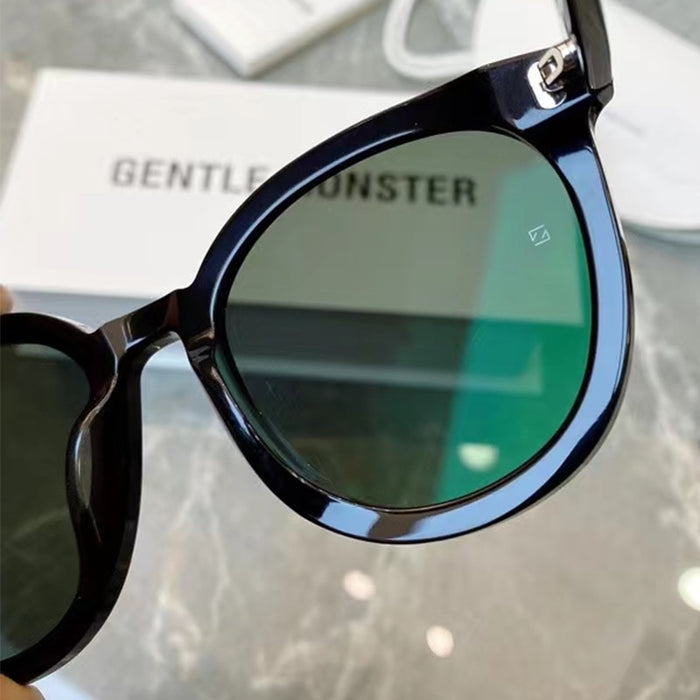 Unisex Square Aviator 'Gentle' Plastic Sunglasses