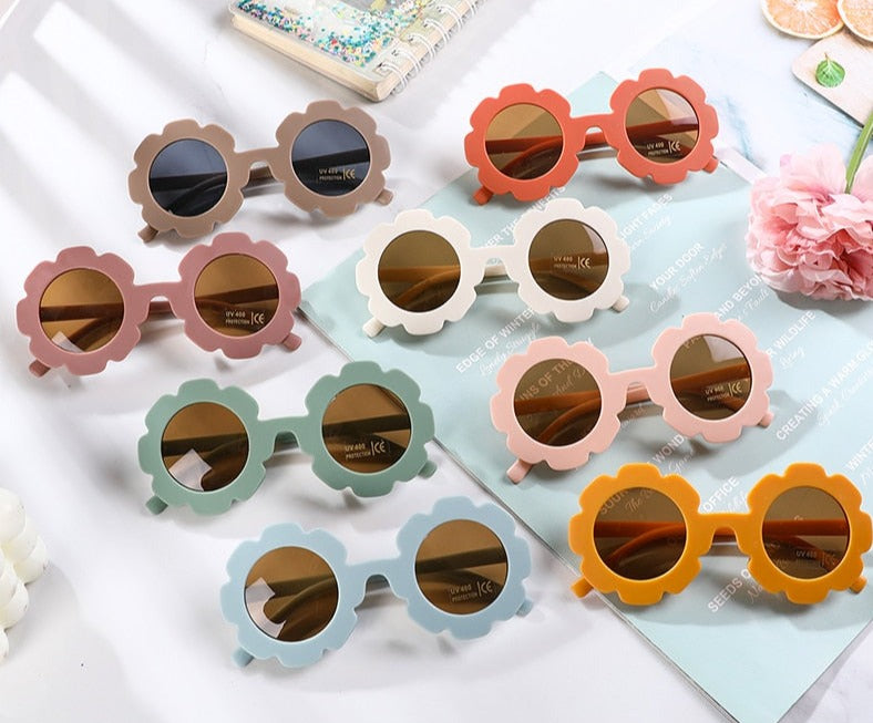 Kid's Girl Round 'Sunny Flower' Plastic Sunglasses
