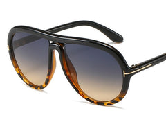 Women's Oversized Pilot 'Lady V' Plastic Sunglasses