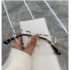 Women's Rimless '90's Vibes' Rectangle Sunglasses