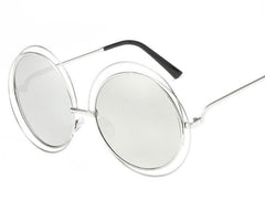 Women's Retro Oversized Round 'Diva Glaze' Plastic Sunglasses