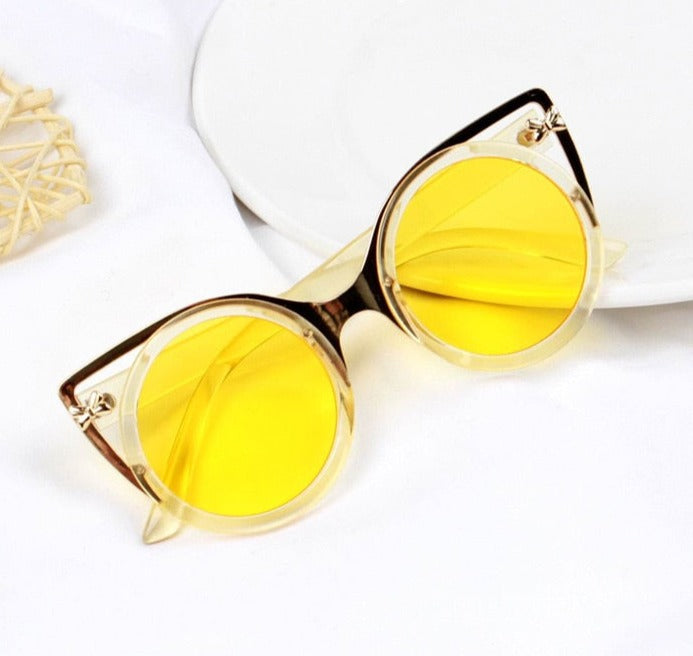 Girl's Kids Retro Cat Eye 'Yaiza Kids Wear' Plastic Sunglasses