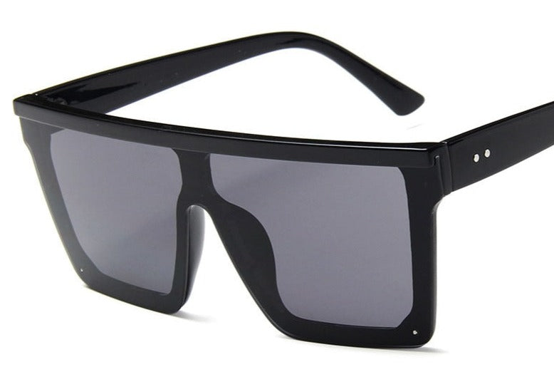 Women's Oversized Square 'Medusa' Plastic Sunglasses