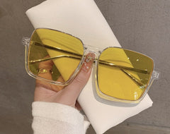 Women's Oversized Square 'Maru The Summer' Metal Sunglasses