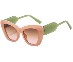 Women's Vintage Cat Eye 'Madeline' Plastic Sunglasses