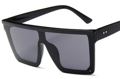 Women's Oversized Square 'Medusa' Plastic Sunglasses