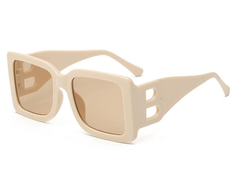 Women's Oversized Rectangle 'Blare Sun' Plastic Sunglasses