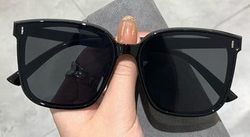 Women's Oversized Square 'Peppermint' Plastic Sunglasses