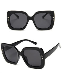 Women's Luxury Square 'Kissed' Plastic Sunglasses