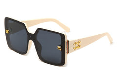 Women's Oversized Square 'Sabrina May' Plastic Sunglasses