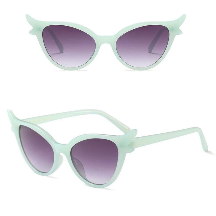 Women's Vintage Cat Eye 'Evil's Eye' Plastic Sunglasses