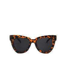 Women's Cat Eye Plastic 'Wendy' Plastic Sunglasses