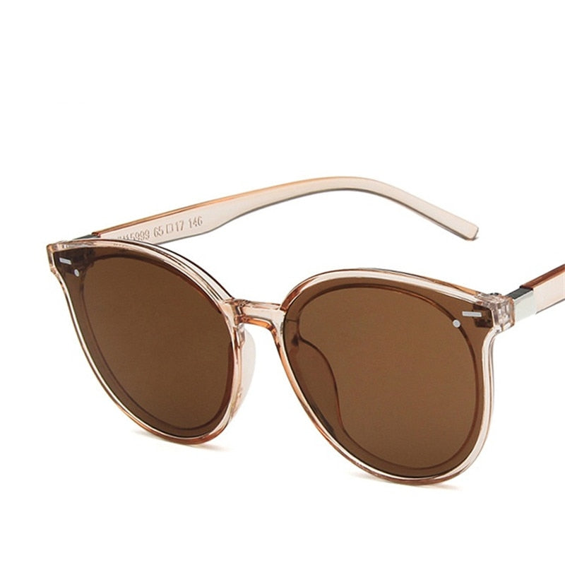 Women's Oversized Cat Eye 'Lovely Puff' Plastic Sunglasses