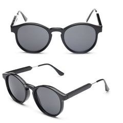 Women's Vintage Oval 'Beach Bay' Plastic and Alloy Sunglasses