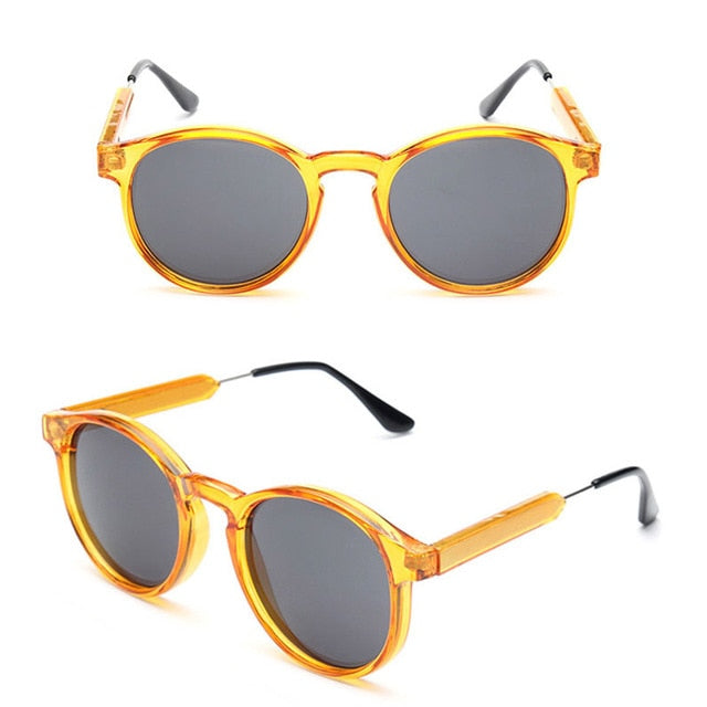 Women's Vintage Oval 'Beach Bay' Plastic and Alloy Sunglasses