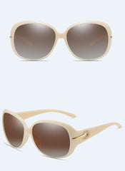 Women's Oversized Polarized Round 'Roma' Plastic Sunglasses