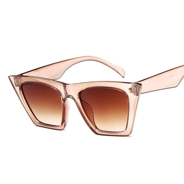 Women's Oversized Cat Eye 'Sophisticated Diva' Plastic Sunglasses