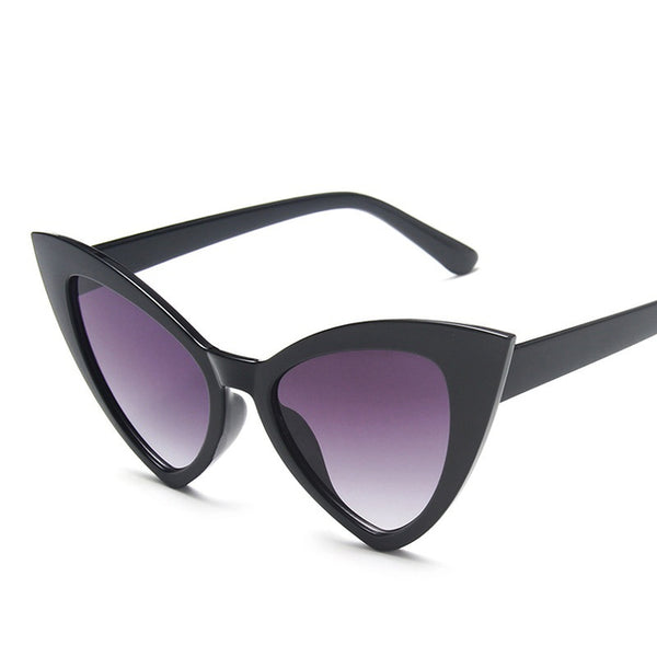 Women's Oversized Vintage Cat Eye 'Kaira' Plastic Sunglasses