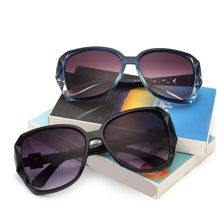 Women's Oversized Square 'Lightning Crystal' Plastic Sunglasses