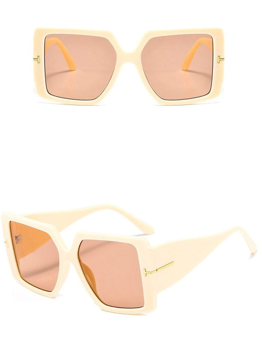 Women's Oversized Rectangular 'Wipe Away' Plastic Sunglasses