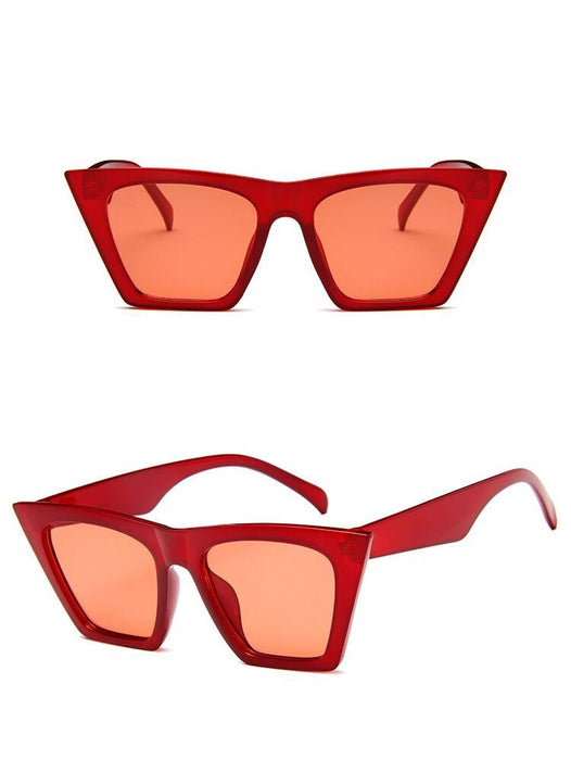 Women's Oversized Cat Eye 'Sophisticated Diva' Plastic Sunglasses