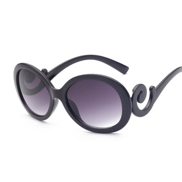 Women's Oversized Oval 'Audrey Hepburn' Plastic Sunglasses