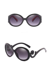 Women's Oversized Oval 'Audrey Hepburn' Plastic Sunglasses