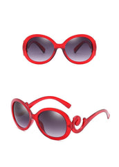 Women's Oversized Oval 'Audrey Hepburn' Plastic Sunglasses