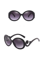 Women's Oversized Oval 'Audrey Hepburn' Plastic Sunglasses