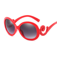 Women's Oversized Oval 'Audrey Hepburn' Plastic Sunglasses