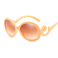 Women's Oversized Oval 'Audrey Hepburn' Plastic Sunglasses