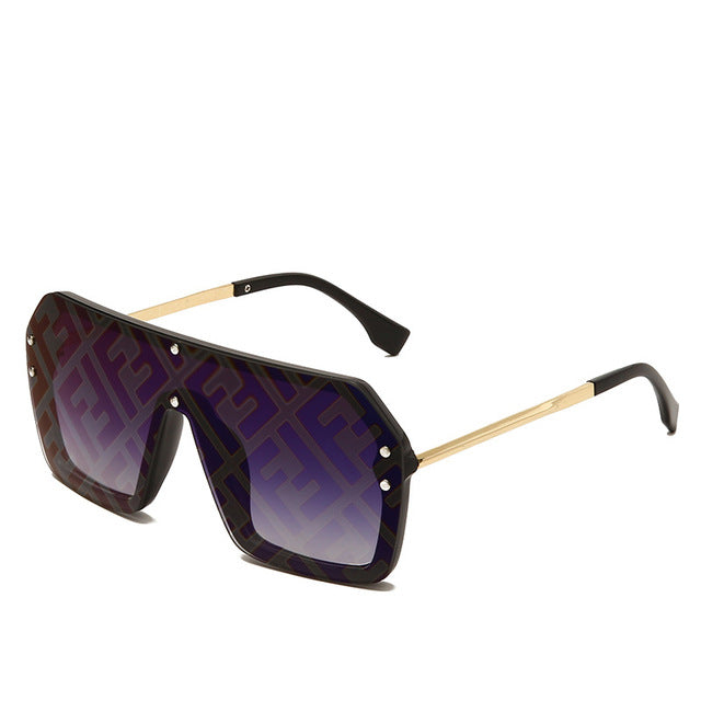 Women's Oversized Vintage Square 'Levi Sun' Metal Sunglasses