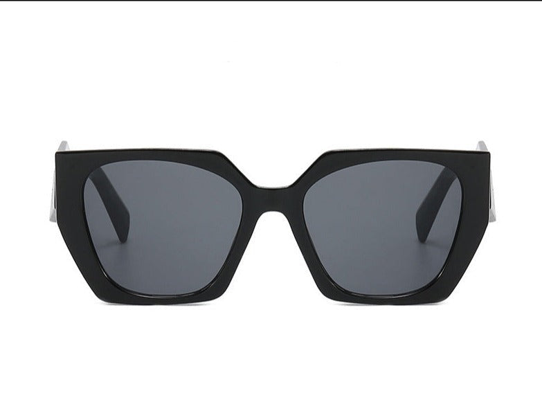Women's Oversized Retro Square 'Luna' Plastic Sunglasses