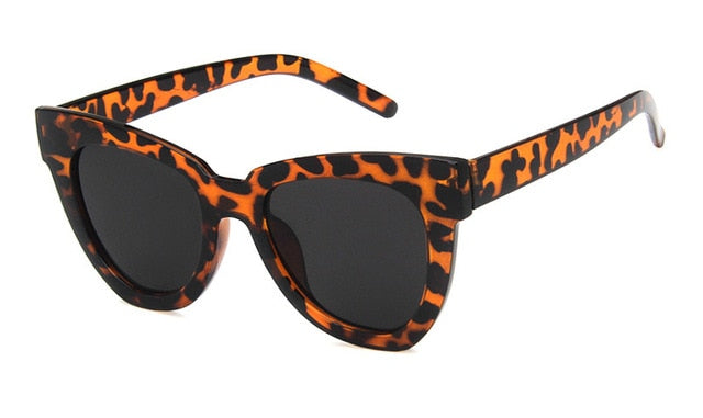 Women's Cat Eye Plastic 'Wendy' Plastic Sunglasses